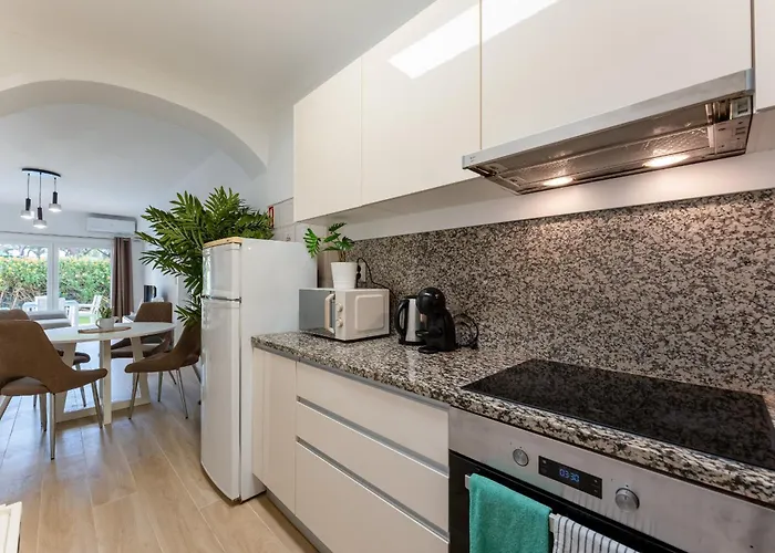 Pine By Algarve Holidays Daire Olhos de Agua (Albufeira)