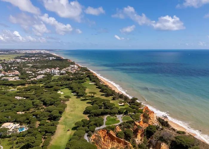 Daire Pine By Algarve Holidays Olhos de Agua (Albufeira)